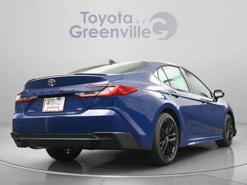 New 2026 Toyota Camry SE FWD image 14