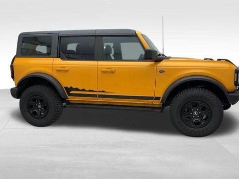 Used 2021 Ford Bronco Wildtrak image 9