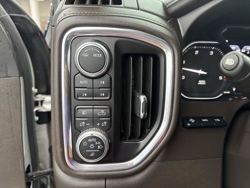 Used 2020 GMC Sierra 2500 Denali w/ Denali Ultimate Package AWD/4WD image 20