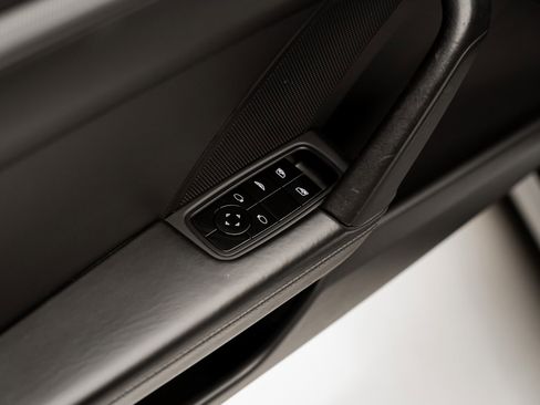 Used 2020 Porsche 911 Carrera image 56