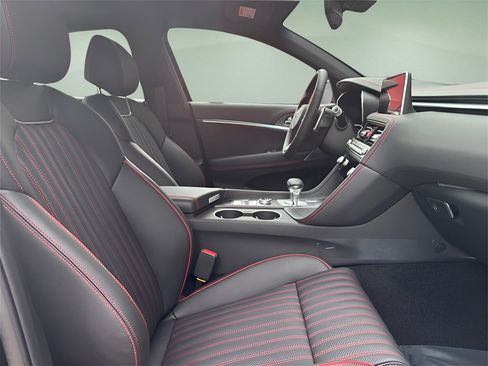 New 2025 Genesis G70 2.5T w/ Sport Prestige Package image 15