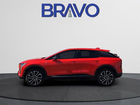 New 2025 Cadillac Optiq Sport 1 image 6