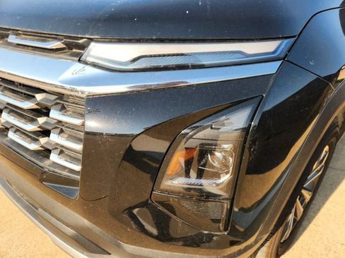 Used 2026 Chevrolet Equinox LT FWD image 7