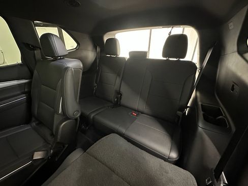 Certified 2025 Buick Enclave Preferred image 24