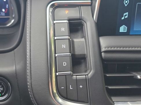 Certified 2023 Chevrolet Tahoe LT RWD image 30