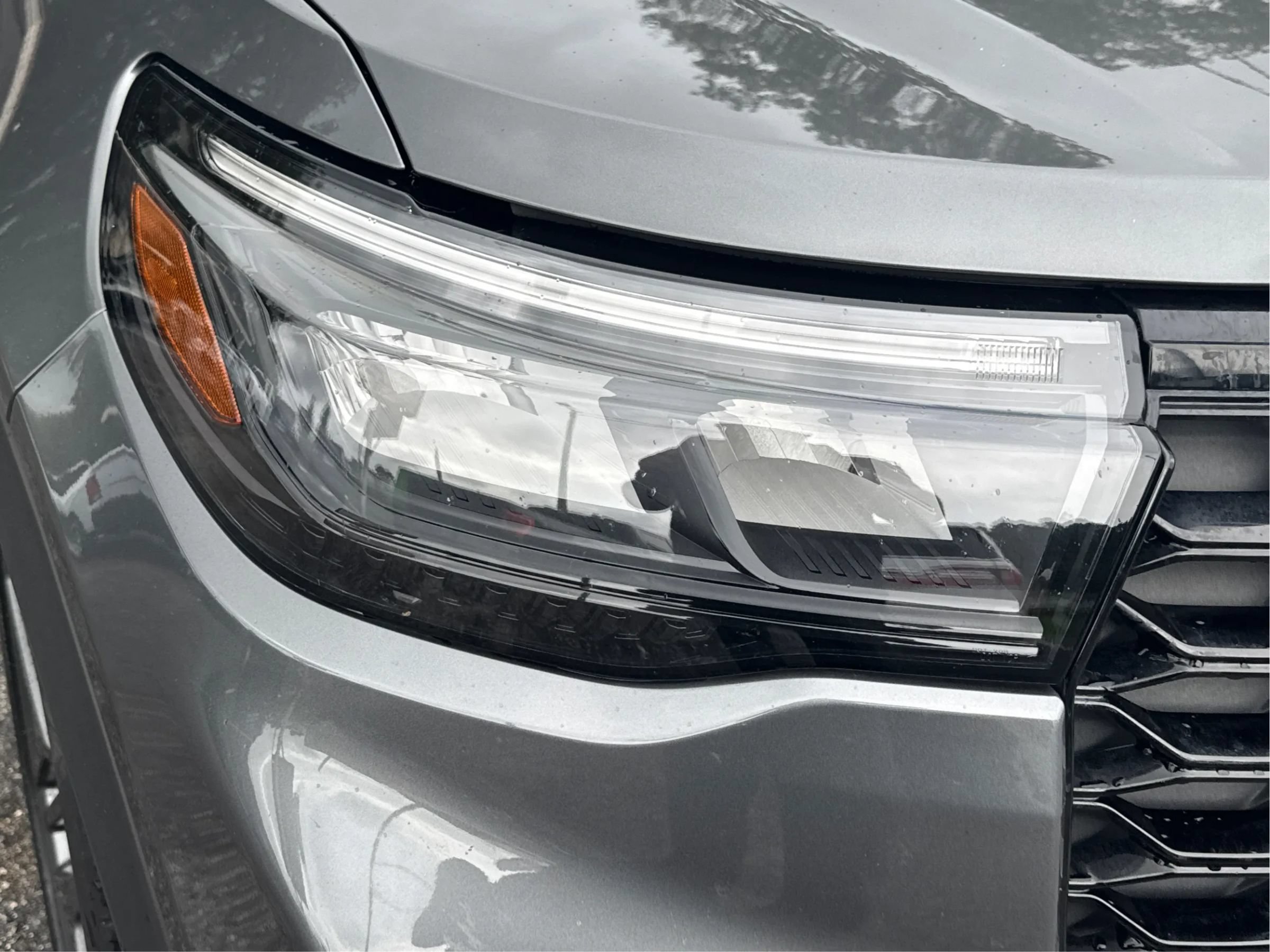 Used 2026 Ford Explorer ST-Line w/ ST-Line Street Pack RWD image 9