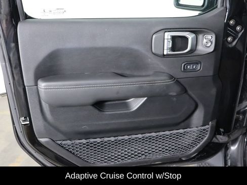 Used 2023 Jeep Wrangler Unlimited Sahara w/ Cold Weather Group image 19