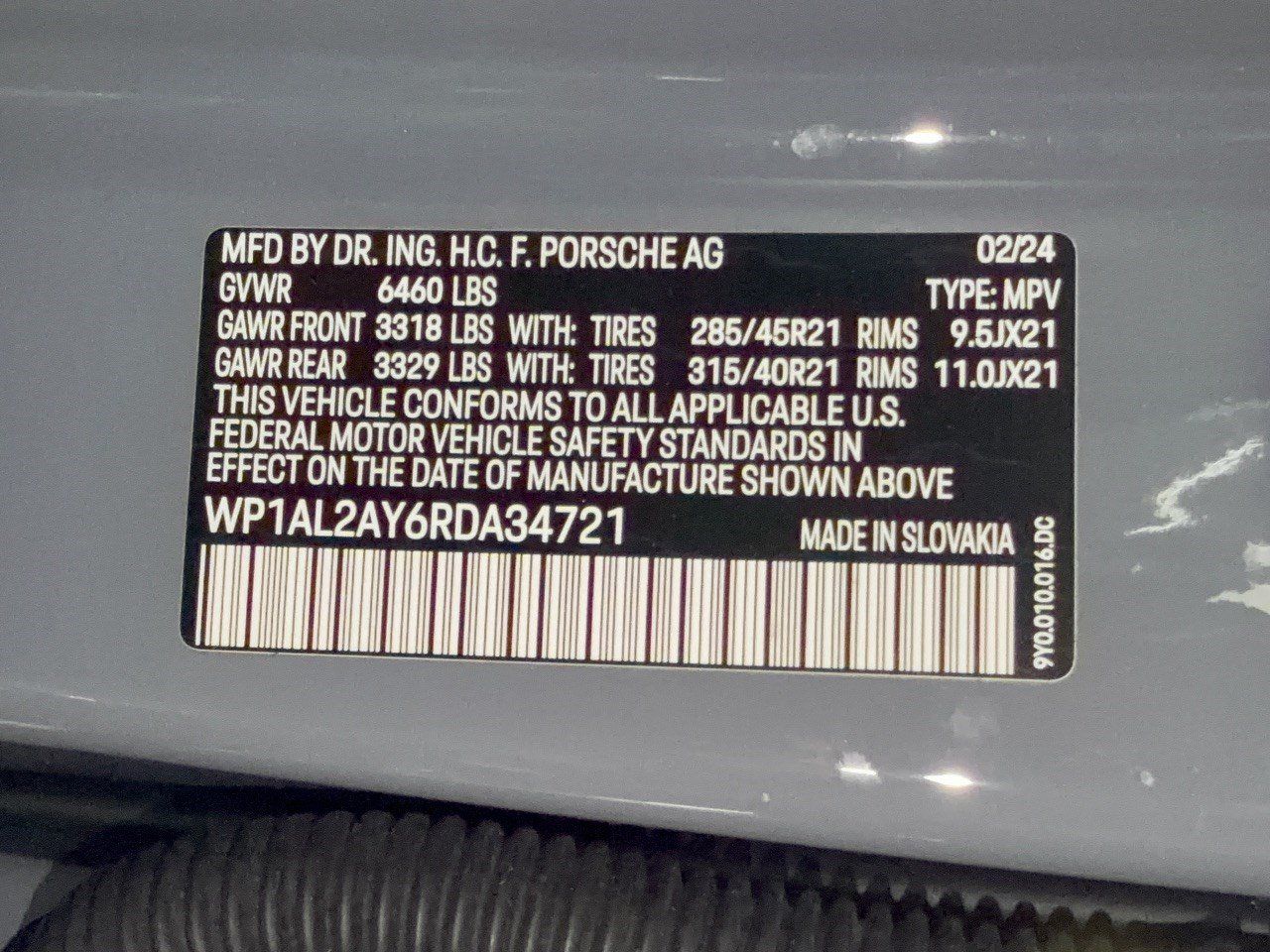 Certified 2024 Porsche Cayenne S AWD/4WD image 31