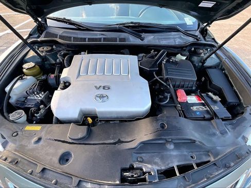 Used 2010 Toyota Camry LE image 9