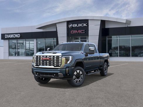 New 2026 GMC Sierra 2500 Denali w/ Denali Reserve Package AWD/4WD image 8