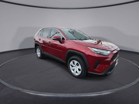 Used 2023 Toyota RAV4 LE image 2