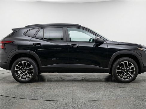 Used 2025 Chevrolet TrailBlazer LT AWD/4WD image 11