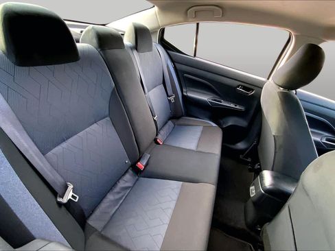 Used 2025 Nissan Versa SV FWD image 18