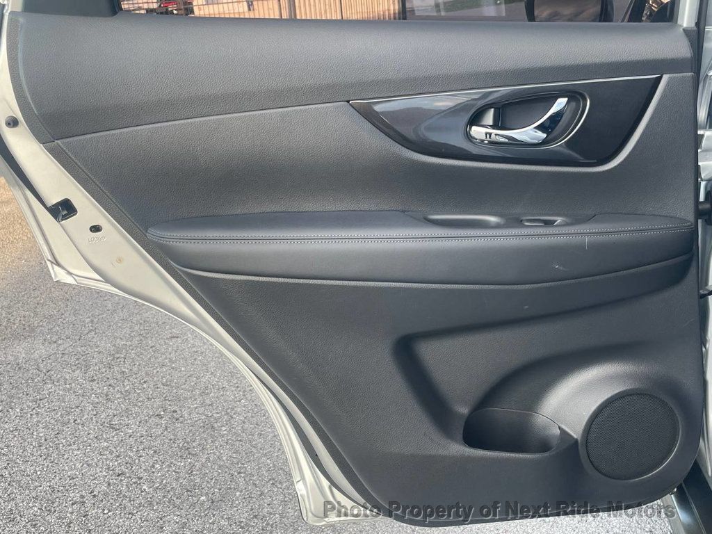 Used 2018 Nissan Rogue S FWD image 16
