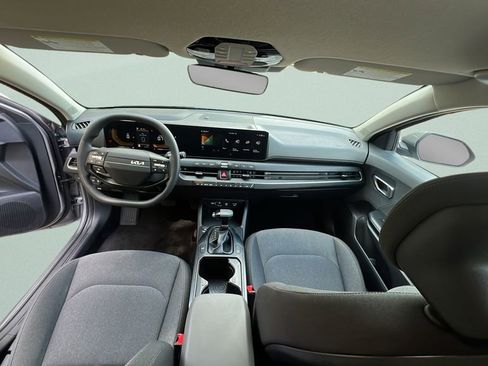 Used 2025 Kia K4 LXS image 22