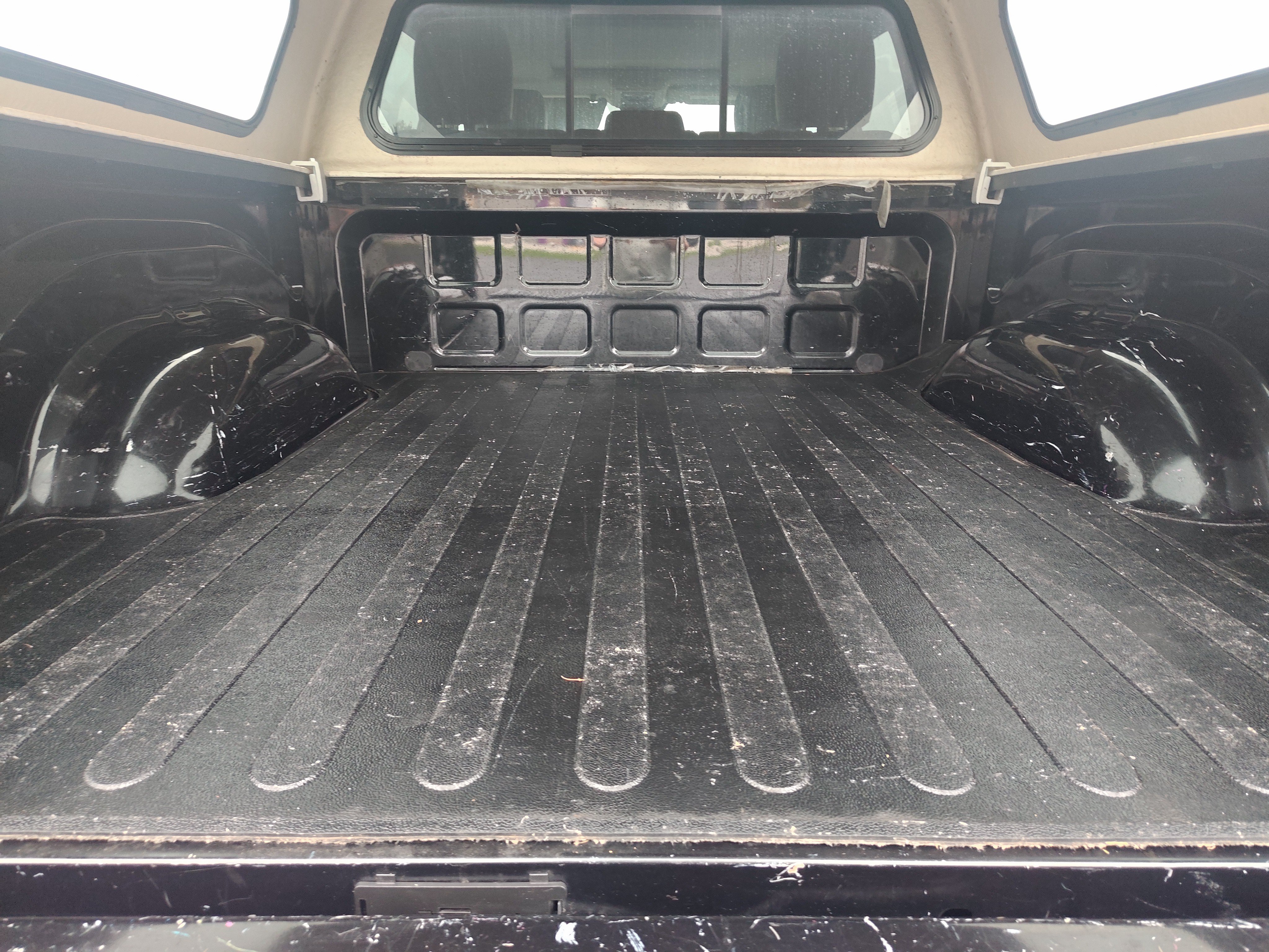 Used 2016 RAM 1500 Laramie w/ Convenience Group AWD/4WD image 6