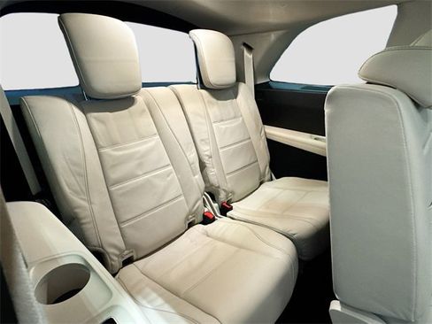 Used 2022 Mercedes-Benz GLS 450 4MATIC w/ AMG Line Exterior image 29