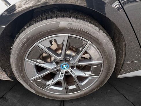 Used 2024 BMW i4 xDrive40i image 30