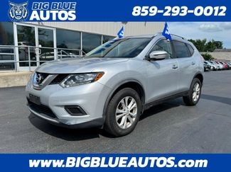 Used 2016 Nissan Rogue SV image 1