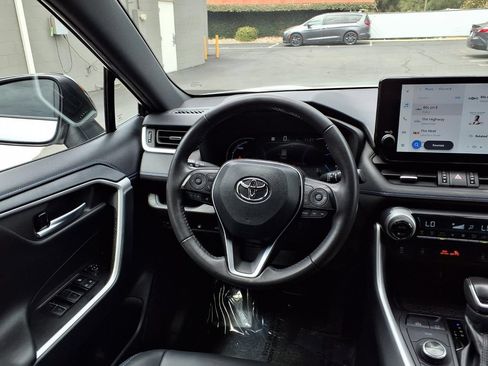 Certified 2025 Toyota RAV4 XSE w/ Weather Package AWD/4WD image 32