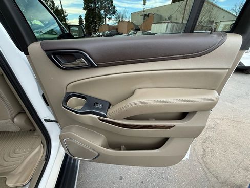 Used 2017 GMC Yukon XL SLT w/ Open Road Package image 45