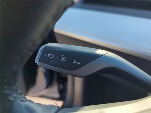 Used 2022 Tesla Model 3 Long Range AWD/4WD image 20