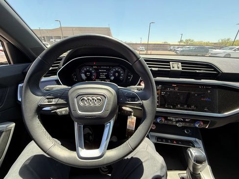 Used 2025 Audi Q3 2.0T Premium AWD/4WD image 21