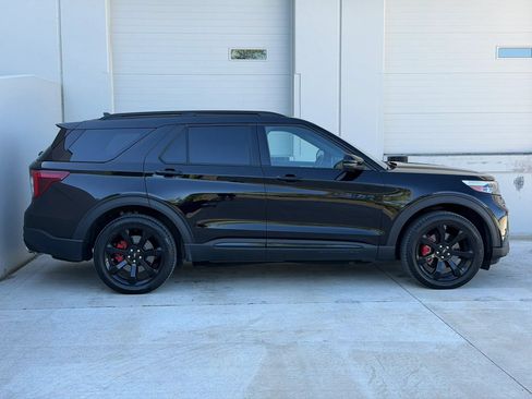 Used 2023 Ford Explorer ST w/ Equipment Group 401A AWD/4WD image 7