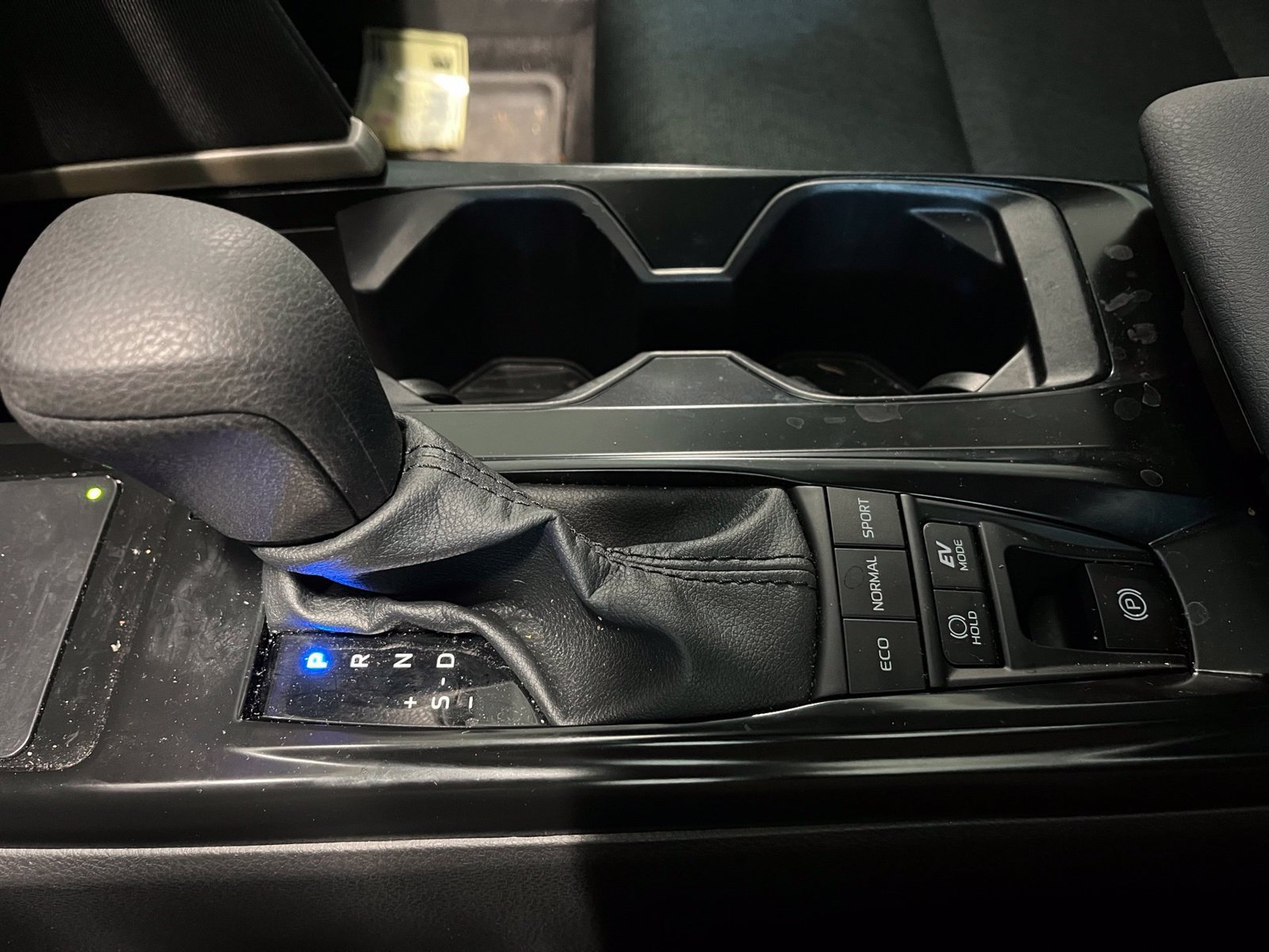 Used 2026 Toyota Camry LE FWD image 28
