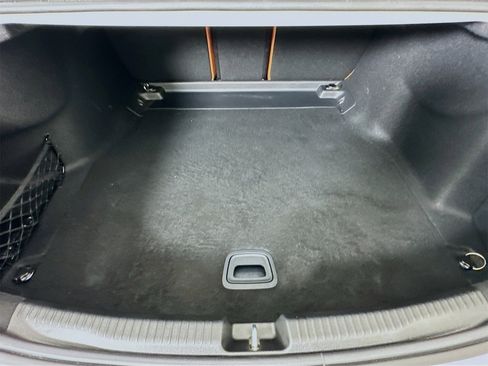 Used 2025 Mercedes-Benz C 300 Sedan image 28