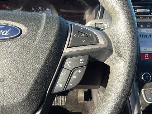 Used 2018 Ford Fusion SE w/ Fusion SE Technology Package FWD image 92