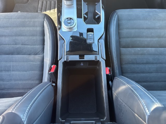 Used 2025 Mitsubishi Outlander SE AWD/4WD image 36