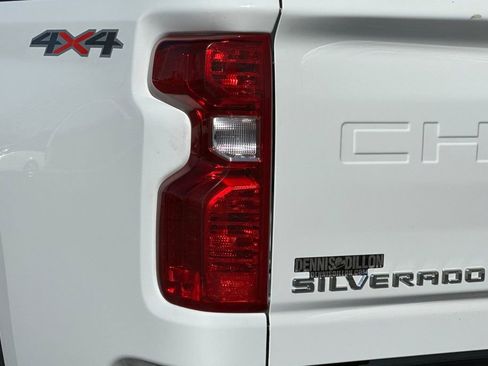 Used 2025 Chevrolet Silverado 2500 LT w/ Convenience Package image 28