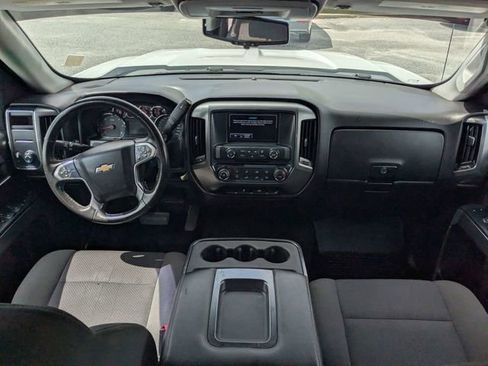 Used 2018 Chevrolet Silverado 1500 LT RWD image 13