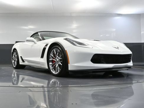 Used 2018 Chevrolet Corvette Z06 RWD image 56