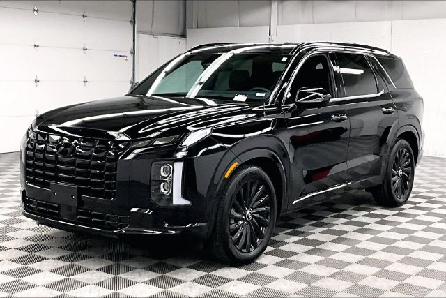 Used 2025 Hyundai Palisade Calligraphy AWD/4WD image 12