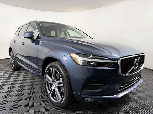 Used 2021 Volvo XC60 T5 Momentum w/ Premium Package AWD/4WD image 6