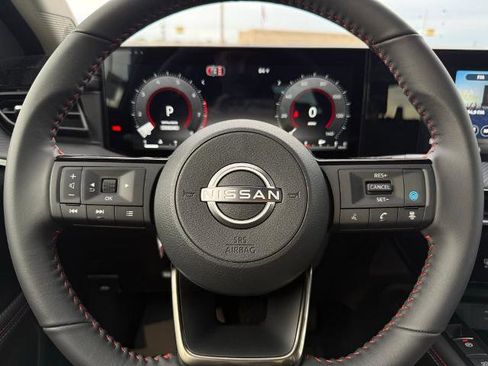 New 2026 Nissan Kicks SR w/ Cold Weather Package image 21