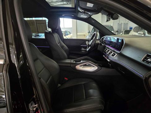 Used 2022 Mercedes-Benz GLE 350 4MATIC w/ Premium Package image 11