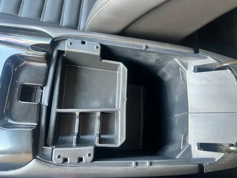 Used 2014 Ford Fusion SE w/ Equipment Group 202A FWD image 21