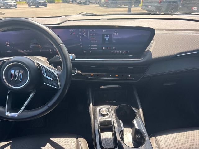 Used 2024 Buick Envision Preferred AWD/4WD image 19