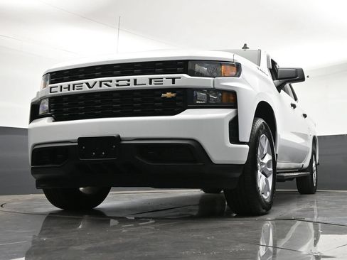 Used 2021 Chevrolet Silverado 1500 Custom AWD/4WD image 30