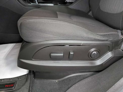 Used 2016 Chevrolet Traverse LT AWD/4WD image 35