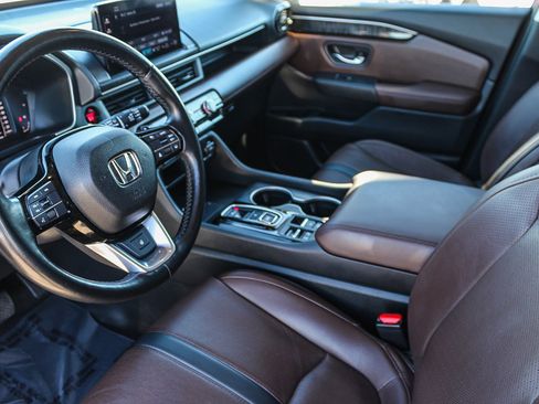 Used 2023 Honda Pilot Elite image 18