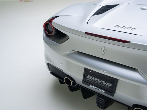 Used 2017 Ferrari 488 Spider RWD image 30