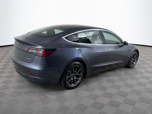 Used 2018 Tesla Model 3 Long Range image 8