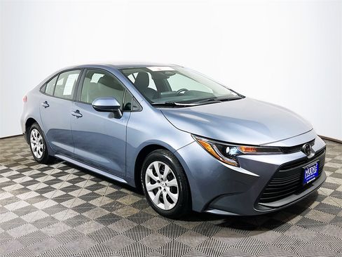 Certified 2025 Toyota Corolla LE image 1