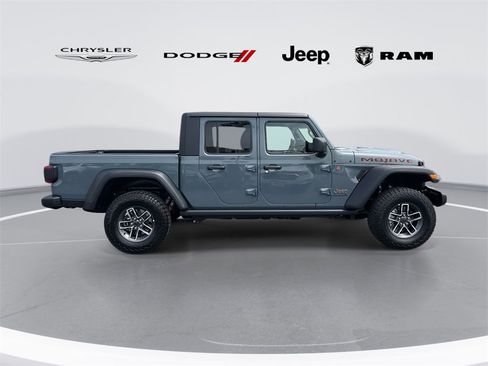 New 2025 Jeep Gladiator Mojave w/ Convenience Group image 2