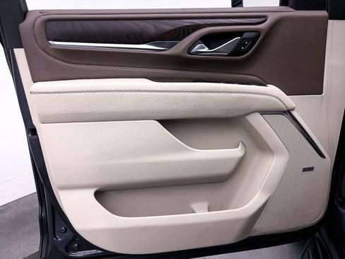Used 2023 GMC Yukon XL Denali AWD/4WD image 19