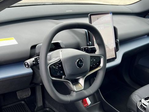New 2026 Volvo EX30 Plus image 15